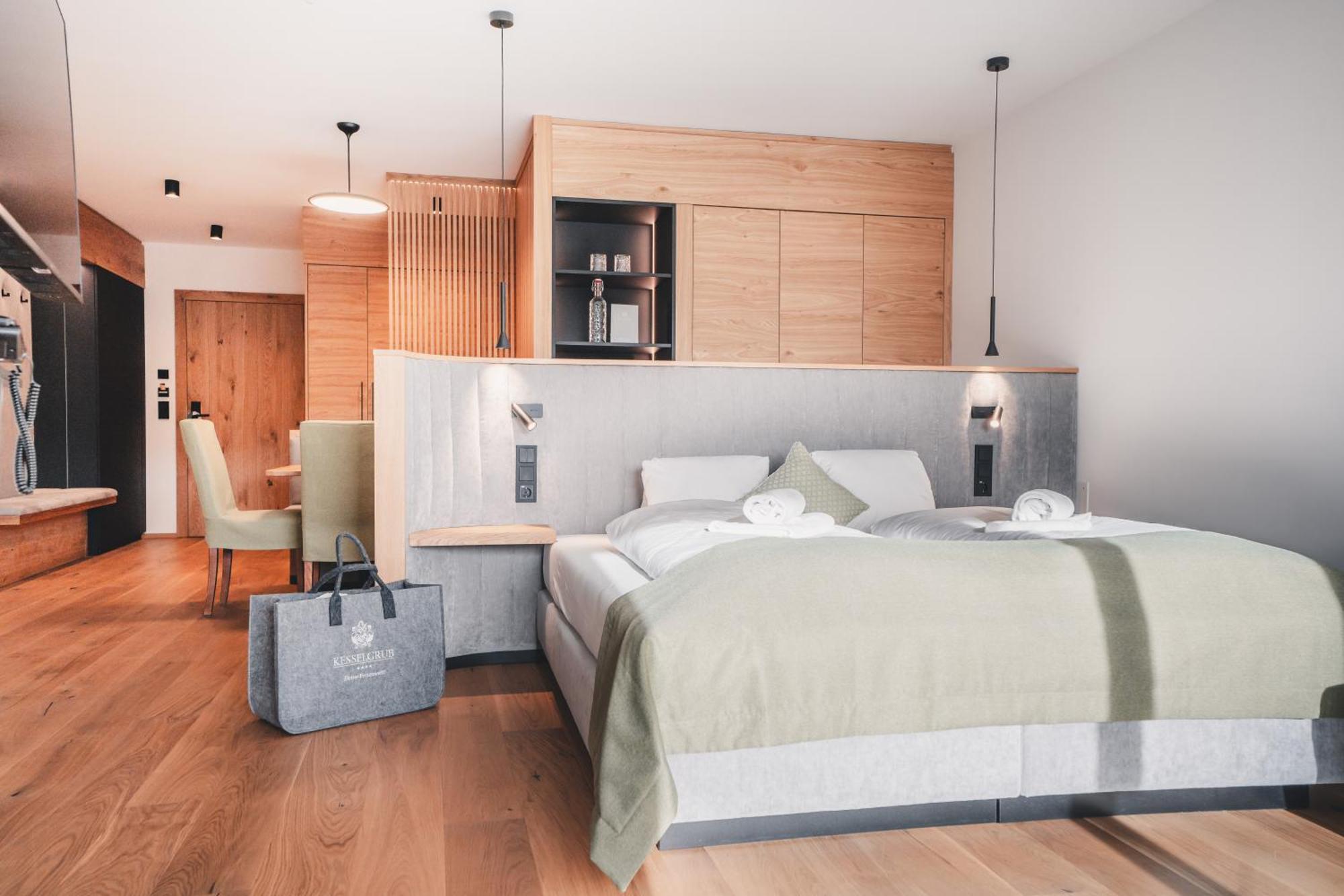 Ferienwelt Kesselgrub Hotel In Altenmarkt-Zauchensee 알텐막팀퐁와 객실 사진